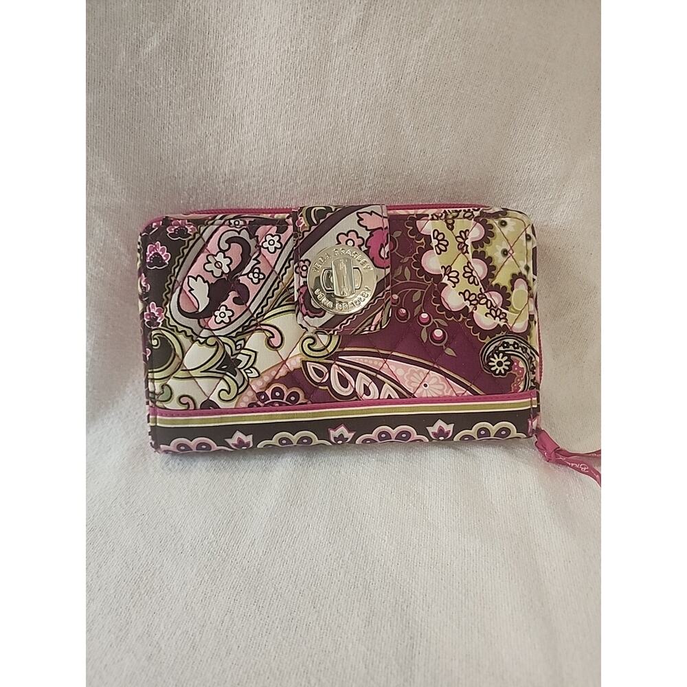 Vera Bradley Turnlock Large Pink Wallet Very Berry Paisley Storage Zip Clutch